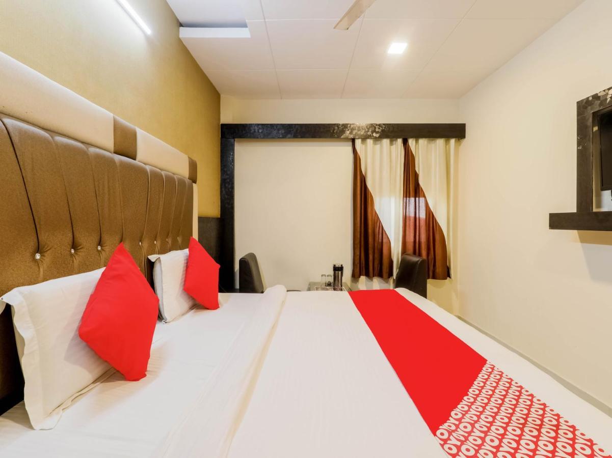 Oyo 79765 Hotel Samrat Lucknow Zewnętrze zdjęcie