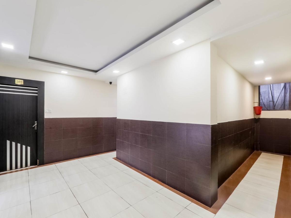 Oyo 79765 Hotel Samrat Lucknow Zewnętrze zdjęcie