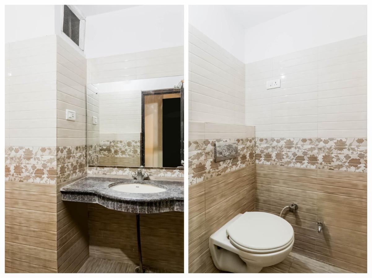 Oyo 79765 Hotel Samrat Lucknow Zewnętrze zdjęcie