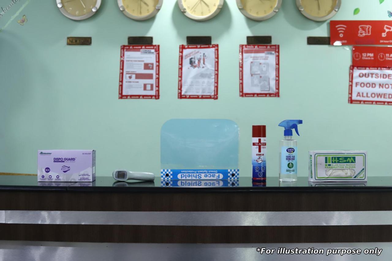 Oyo 79765 Hotel Samrat Lucknow Zewnętrze zdjęcie